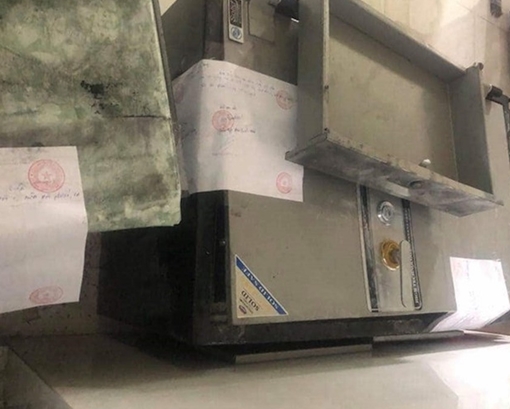 Hai kẻ trốn truy nã sau vụ trộm 8 tỷ ra đầu thú