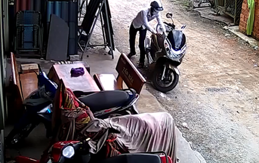 Truy tìm 2 kẻ chuyên dùng chìa khoá vạn năng trộm xe máy
