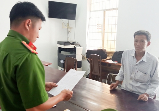 Xử phạt chủ tàu khai thác cát trái phép trên sông Cổ Chiên