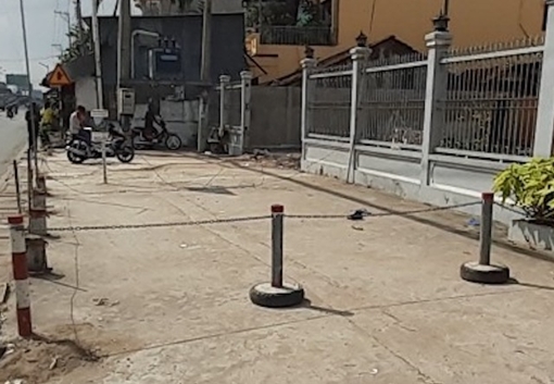 Khởi tố gã thợ hồ đâm vợ hờ tử vong