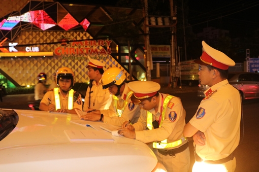 Vi phạm nồng độ cồn ở miền Tây giảm sâu theo chiều hướng tích cực 
