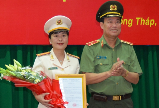 Nữ Phó giám đốc Công an đầu tiên vùng đất Sen Hồng