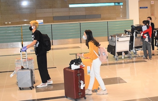 Vĩnh Long tiếp nhận, cách ly tập trung 247 hành khách về từ Australia