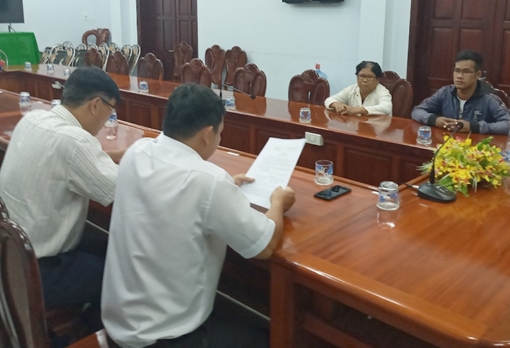 Xử phạt người tung tin "gạo miễn phí là gạo giả"