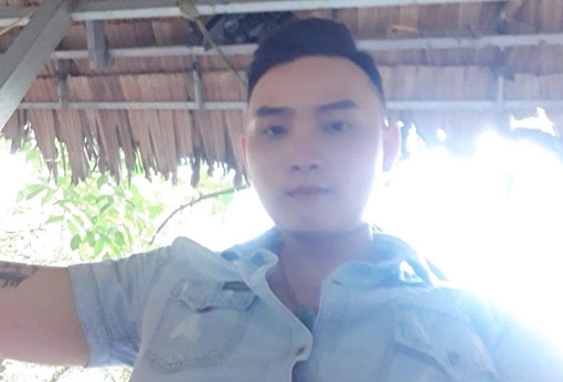 Đánh Công an phường đang làm nhiệm vụ để giải vây cho bạn bè