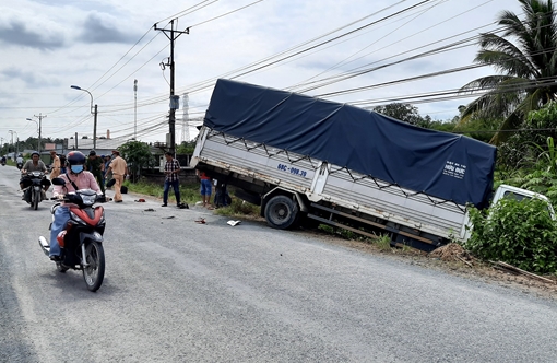 Nam công nhân bị xe tông tử vong trên đường đi làm