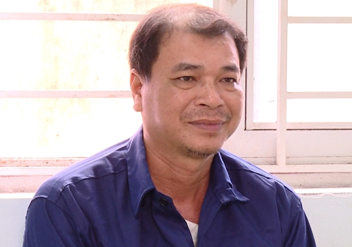 Bắt đá gà, lòi ra thầu đề “trăm triệu”