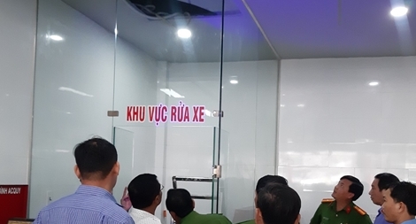 Tên trộm bó tay với chiếc két sắt chứa 700 triệu đồng