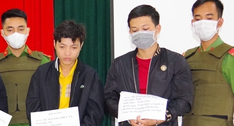 Khởi tố 2 đối tượng vận chuyển 89kg ma túy