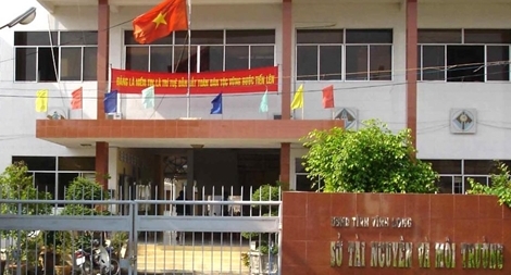 Kỷ luật cảnh cáo Phó giám đốc Sở Tài nguyên và Môi trường tỉnh Vĩnh Long