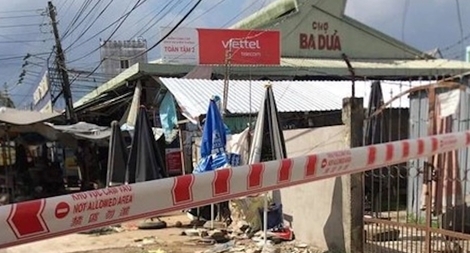 Đưa đi cách ly tập trung 3 ca nghi mắc COVID-19 ở chợ Ba Dừa