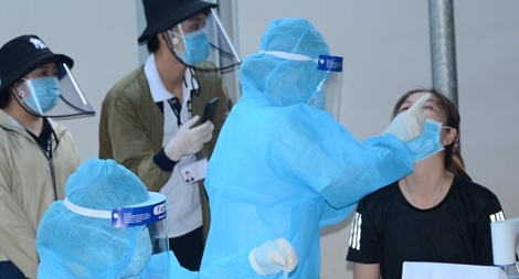 Tiền Giang xét nghiệm sàng lọc SARS-CoV-2 cho công nhân