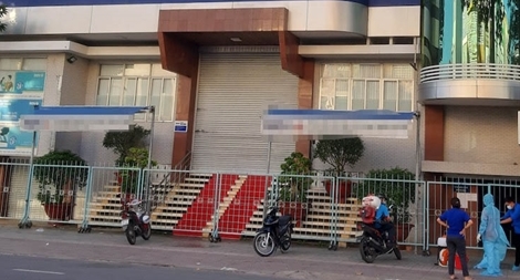 Nữ nhân viên ngân hàng ở Tiền Giang sốt, nghi nhiễm COVID-19