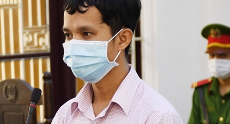 Kẻ đồi bại xâm hại con chủ quán ăn lĩnh 15 năm tù