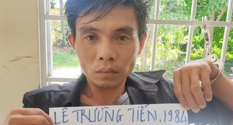 Đến chơi nhà rồi cầm dao đòi cưỡng hiếp 2 cô gái trẻ