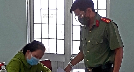 Dùng FB mang tên chồng để đăng tin xuyên tạc về dịch bệnh