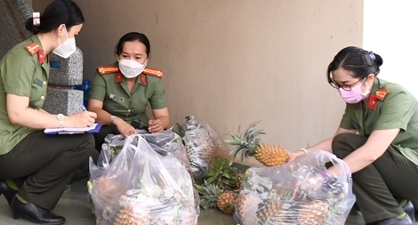Công an Tiền Giang hỗ trợ người dân tiêu thụ nông sản