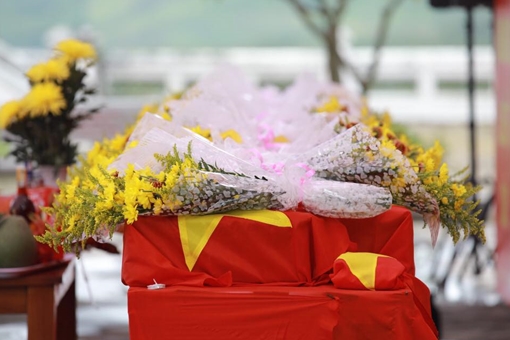 Truy điệu 34 liệt sĩ "Trung đoàn mũ sắt" hy sinh tại Kon Tum