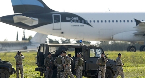 Giải cứu thành công 118 hành khách trên máy bay bị không tặc 