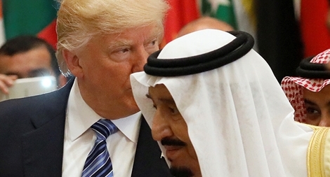 Tổng thống Trump thay đổi thái độ với cộng đồng Hồi giáo 