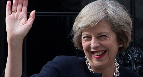 Thủ tướng Anh Theresa May tìm được đồng minh, giành quyền lập Chính phủ mới