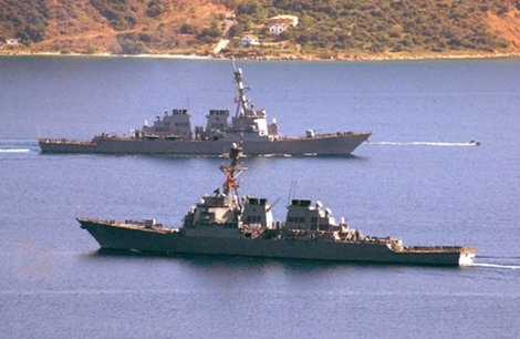 Iran bất ngờ đưa tàu chiến áp sát lãnh hải Mỹ