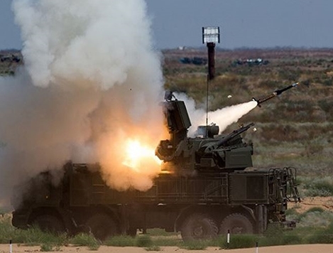 Nga khai hỏa Pantsir-S1, bắn hạ loạt tên lửa của khủng bố