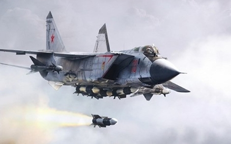 Tiêm kích nhanh nhất thế giới MiG-31 của Nga xé mây diệt mục tiêu từ 150km