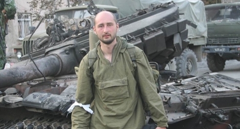 Nhà báo Nga có quan điểm đối lập với Kremlin nghi bị sát hại ở Ukraine