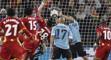 Năm sự cố "muốn quên mà không được" trong lịch sử World Cup