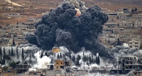 Iraq ném bom trúng toà nhà chỉ huy IS ở Syria, diệt liền lúc 45 tên khủng bố