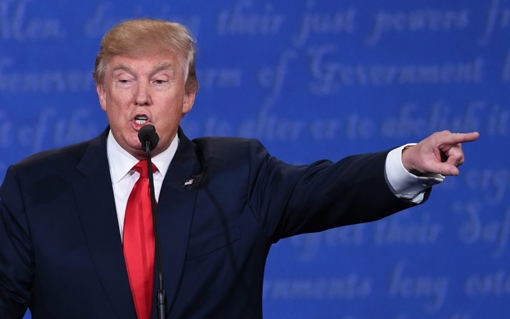 Tổng thống Trump tính cho Google, Facebook "lên thớt" vì thiên vị