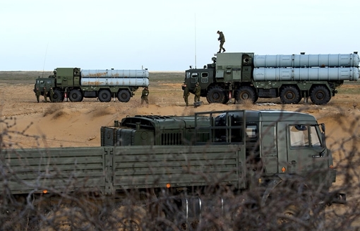 Mỹ "dịu giọng" và “hi vọng” Nga không đưa S-300 đến Syria