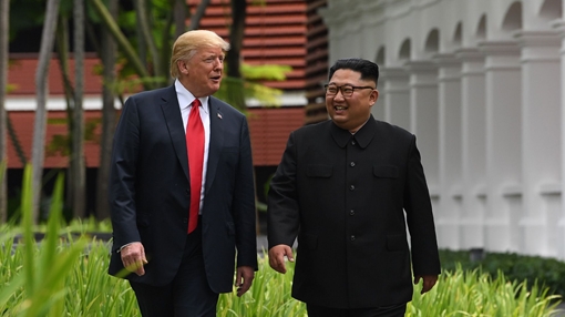 Tổng thống Trump chính thức thông báo gặp Chủ tịch Kim Jong-un ở Hà Nội