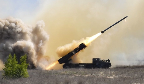 Ukraine tuyên bố tập trận tên lửa sát Crimea