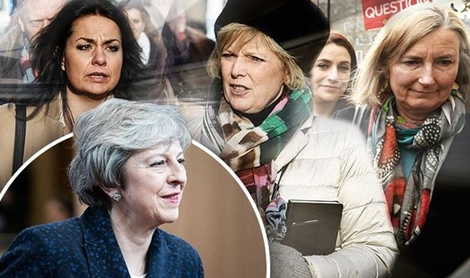 Nghị sĩ Anh kéo nhau bỏ đảng của Thủ tướng May vì Brexit bế tắc