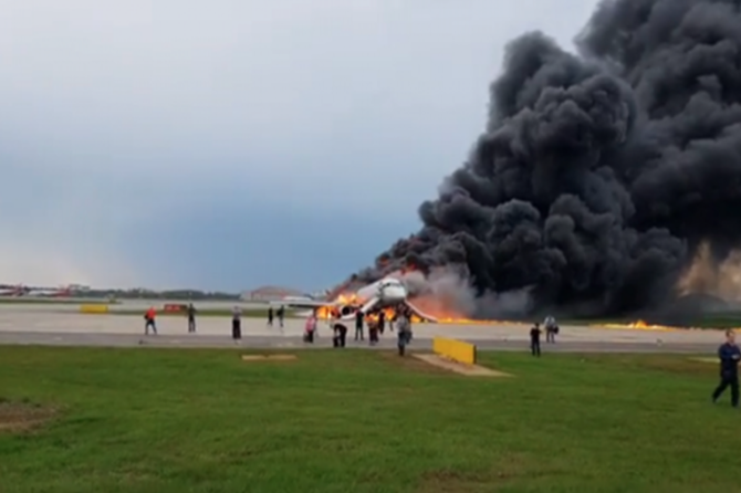 Nhân chứng kể khoảnh khắc kinh hoàng vụ máy bay Superjet gặp nạn