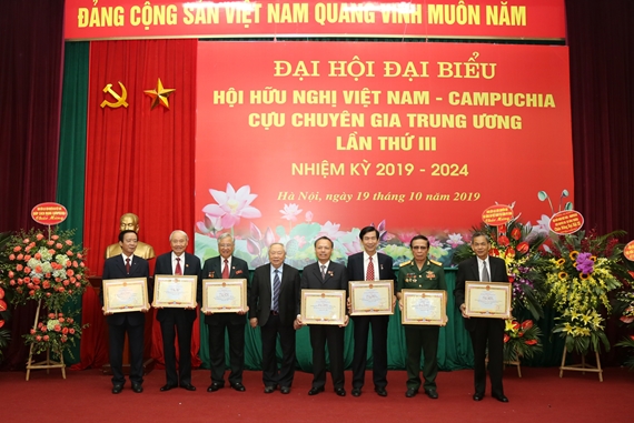 Cựu chuyên gia Việt Nam chung tay vun đắp quan hệ Việt Nam-Campuchia