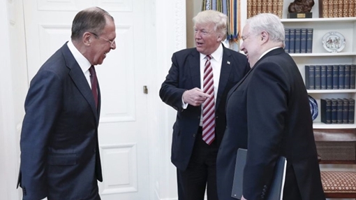 Ngoại trưởng Nga hé lộ bất ngờ về Tổng thống Trump