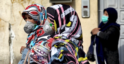 Láng giềng đóng biên giới, "cấm cửa" người Iran để ngăn Covid-19