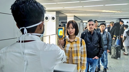 Hơn 126.000 người nhiễm, đại dịch toàn cầu COVID-19 không loại trừ bất cứ ai