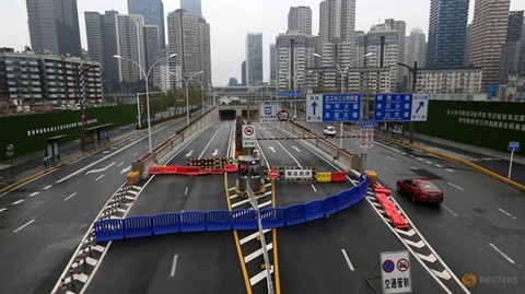 Hồ Bắc nới phong toả, tái khởi động sản xuất