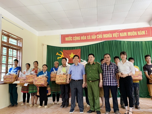 Tập đoàn Phượng Hoàng chung tay đẩy lùi ma túy khỏi vùng biên Mộc Châu