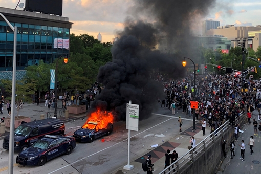 Xả súng vào đám đông biểu tình phản đối phân biệt chủng tộc ở Mỹ, một người chết