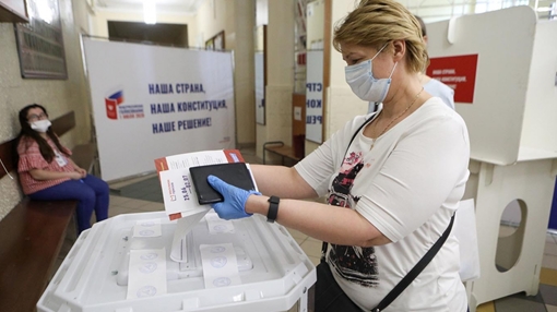 Người Nga đi bỏ phiếu về khả năng cho Putin tại nhiệm đến 2036