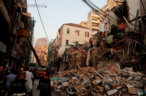 Em bé còn sống dưới đống gạch đá 30 ngày sau thảm kịch Beirut?