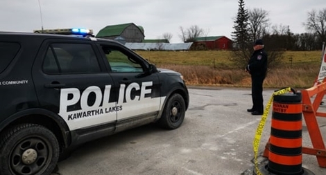 Bé trai con tin thiệt mạng khi cảnh sát Canada nã đạn vào kẻ bắt cóc