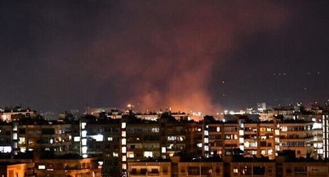 Phòng không Syria bắn nổ một loạt tên lửa Israel