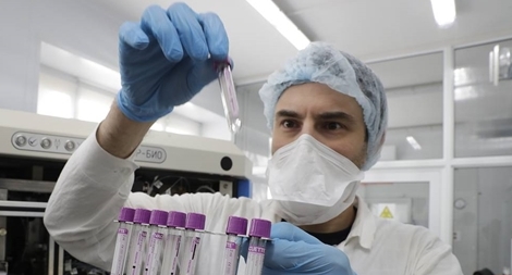 Nga cấp phép vaccine Sputnik một liều tiêm, hiệu quả 79,4%