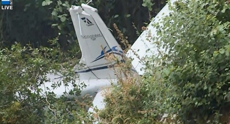 Máy bay huấn luyện đâm vào vách núi, 3 người thiệt mạng